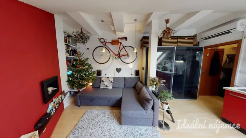 Pronájem bytu 1+kk, Brno - Zábrdovice, Körnerova, 22 m2