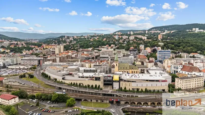Prodej obchodního prostoru, Ústí nad Labem, Bílinská, 108 m2