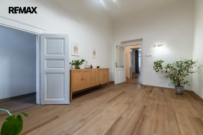 Pronájem bytu 2+kk, Praha - Vinohrady, Budečská, 60 m2