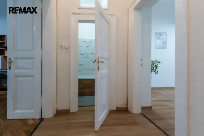 Pronájem bytu 2+kk, Praha - Vinohrady, Budečská, 60 m2