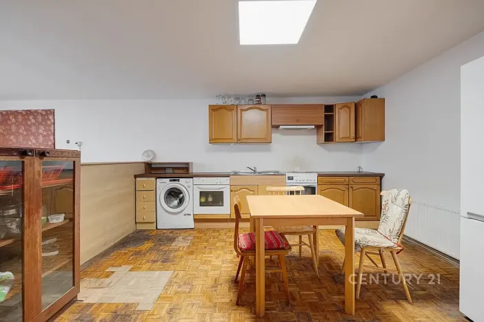 Prodej komerční nemovitosti, Horní Cerekev, 460 m2