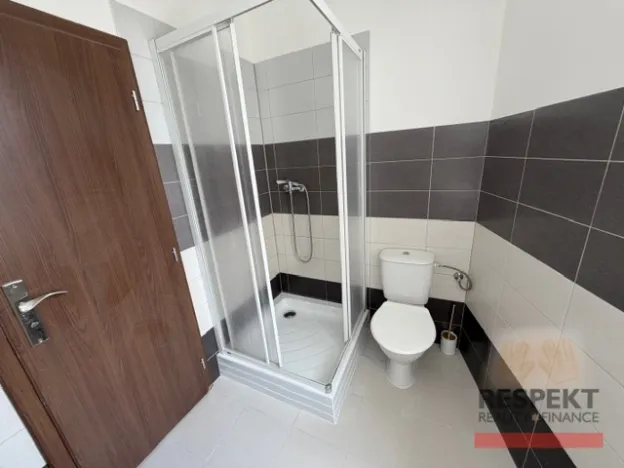Pronájem bytu 1+kk, Kladno, Hradčanská, 32 m2