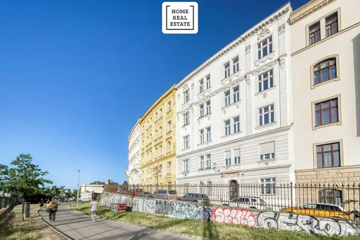Prodej bytu 3+1, Praha - Žižkov, Příběnická, 85 m2