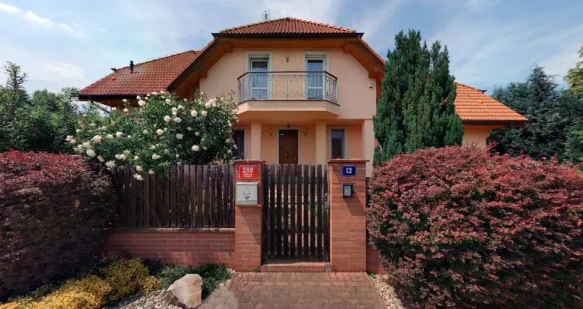 Prodej rodinného domu, Praha - Lysolaje, Nad Helmrovkou, 300 m2
