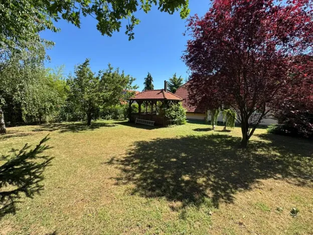 Prodej rodinného domu, Praha - Lysolaje, Nad Helmrovkou, 300 m2