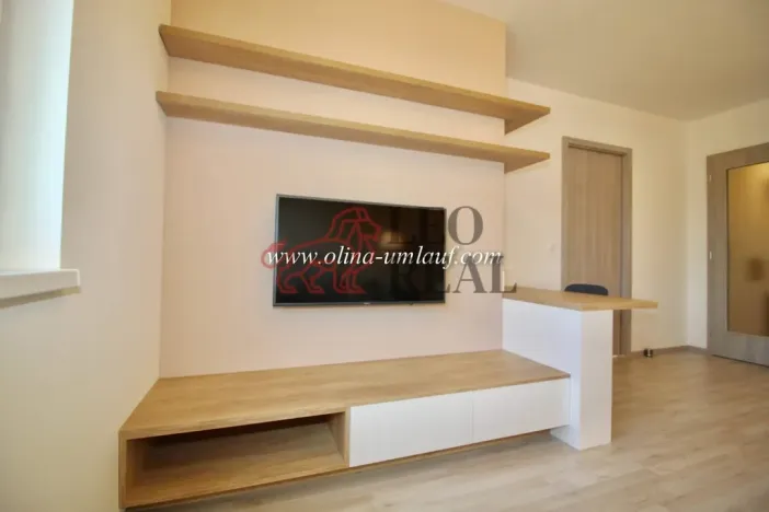 Pronájem bytu 2+kk, Praha - Vysočany, Strnadových, 63 m2