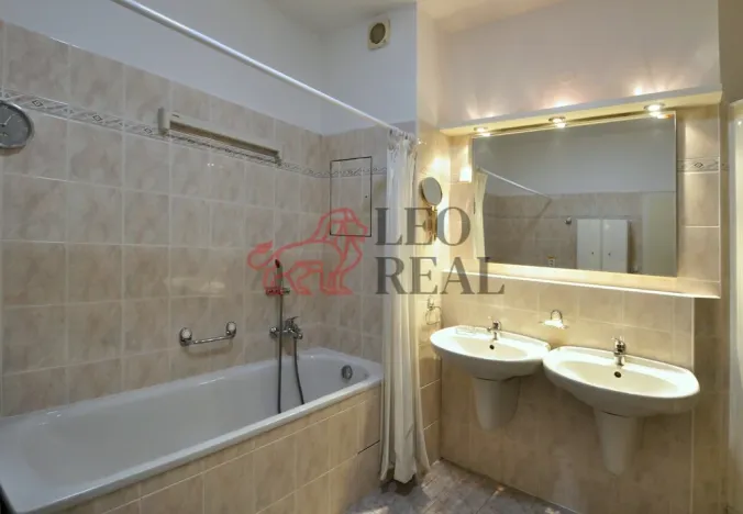 Pronájem bytu 4+1, Praha - Veleslavín, Na okraji, 130 m2