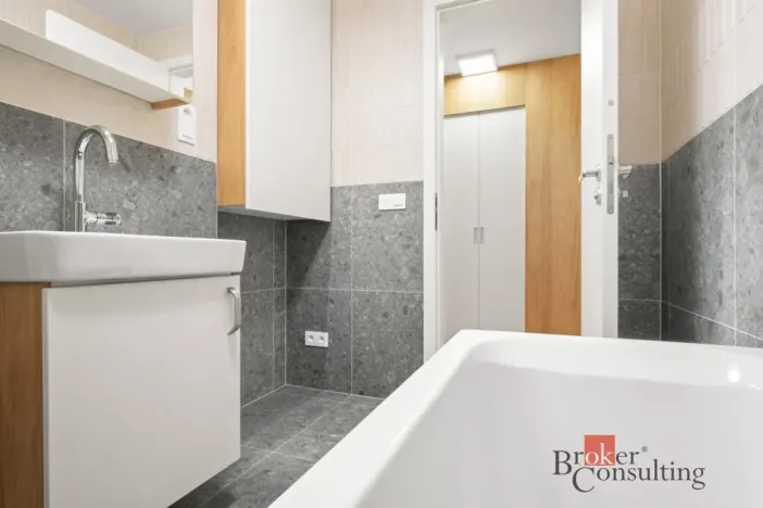 Pronájem bytu 1+kk, Brno - Zábrdovice, Bratislavská, 44 m2