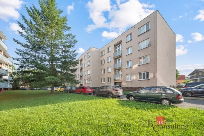 Pronájem bytu 3+kk, Dvůr Králové nad Labem, 5. května, 66 m2