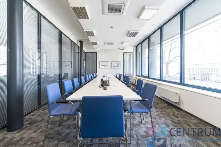 Pronájem kanceláře, Praha - Holešovice, U Pergamenky, 41 m2