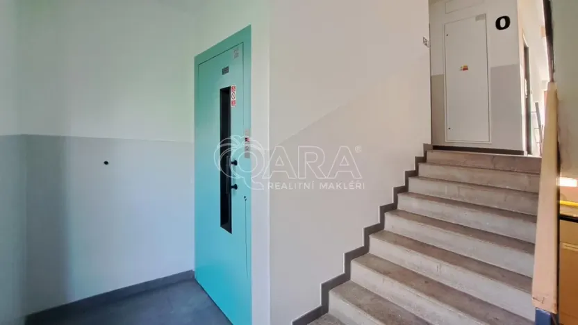 Prodej bytu 3+1, Praha - Strašnice, Černokostelecká, 63 m2