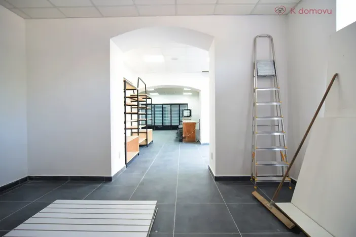 Pronájem obchodního prostoru, Olomouc - Holice, Keplerova, 126 m2