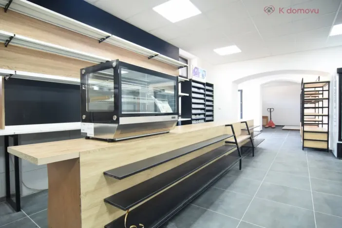 Pronájem obchodního prostoru, Olomouc - Holice, Keplerova, 126 m2