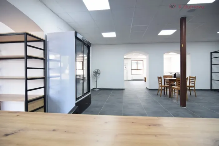 Pronájem obchodního prostoru, Olomouc - Holice, Keplerova, 126 m2