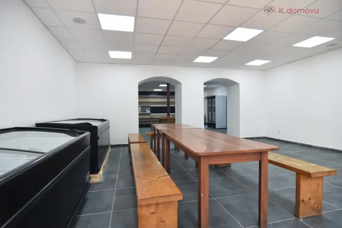 Pronájem obchodního prostoru, Olomouc - Holice, Keplerova, 126 m2