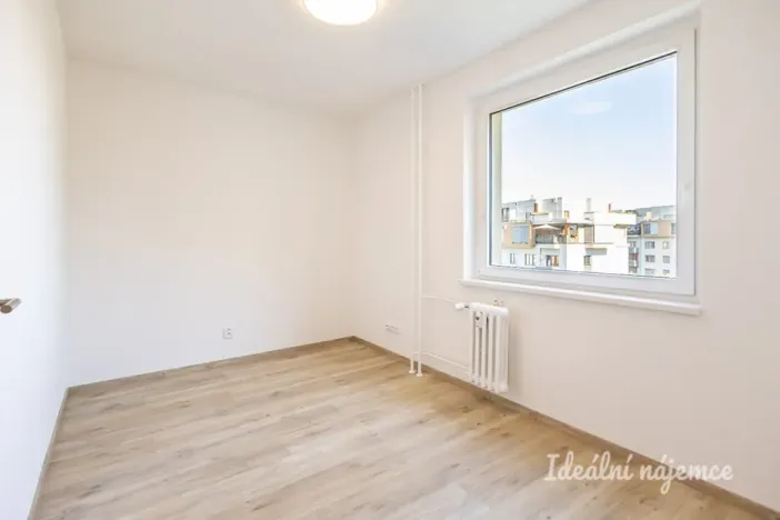 Pronájem bytu 4+1, Praha - Žižkov, Květinková, 74 m2