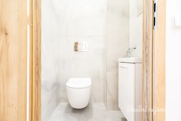 Pronájem bytu 4+1, Praha - Žižkov, Květinková, 74 m2