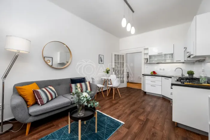 Prodej bytu 1+1, Praha - Karlín, Na střelnici, 53 m2