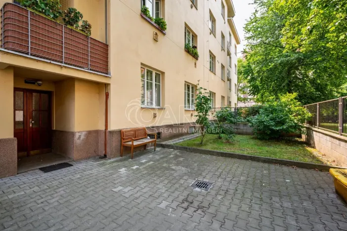 Prodej bytu 1+1, Praha - Karlín, Na střelnici, 53 m2