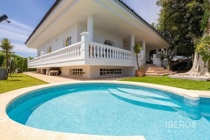 Prodej rodinného domu, Torrevieja, Španělsko, 420 m2
