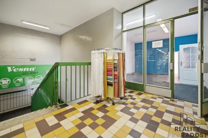Pronájem obchodního prostoru, Havlíčkův Brod, Smetanovo náměstí, 317 m2