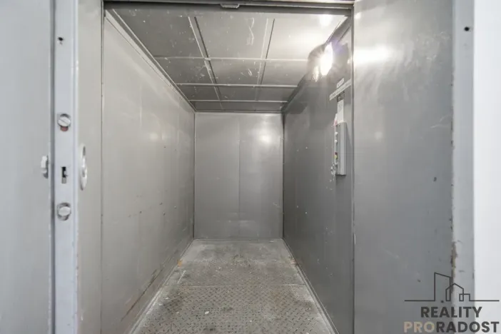 Pronájem obchodního prostoru, Havlíčkův Brod, Smetanovo náměstí, 317 m2