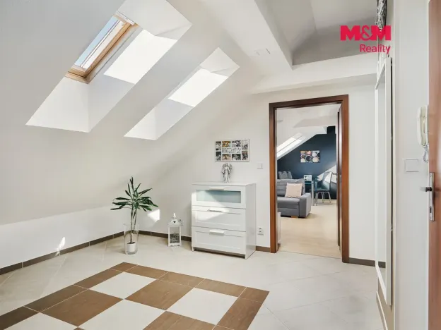 Prodej bytu 3+kk, Praha, Stochovská, 80 m2
