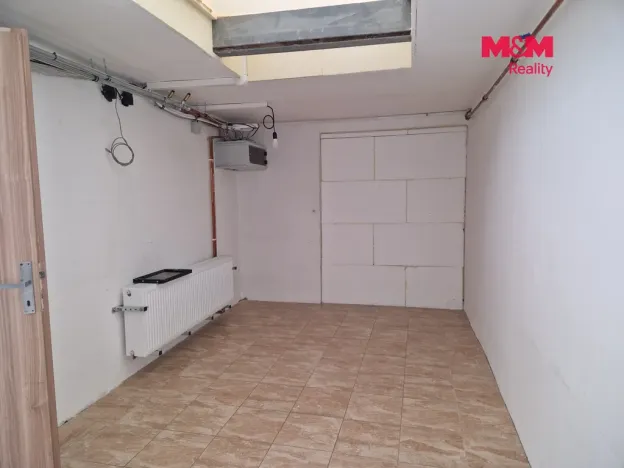 Pronájem obchodního prostoru, Kolín - Kolín II, Tyršova, 124 m2