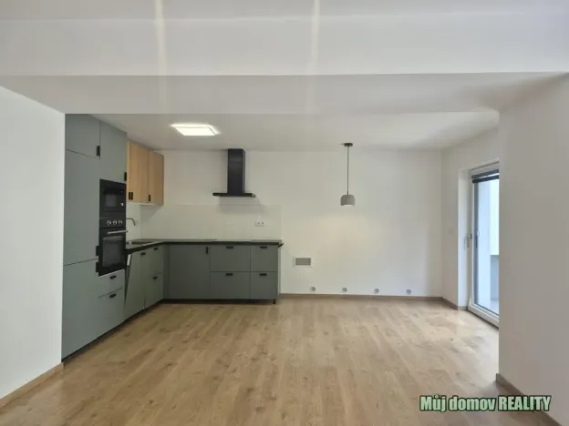 Pronájem rodinného domu, Praha - Klánovice, Smidarská, 120 m2