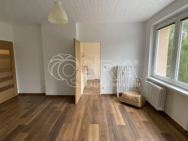 Pronájem bytu 1+1, Kopřivnice, Štefánikova, 39 m2