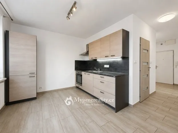 Prodej bytu 2+1, Znojmo, Přímětická, 47 m2