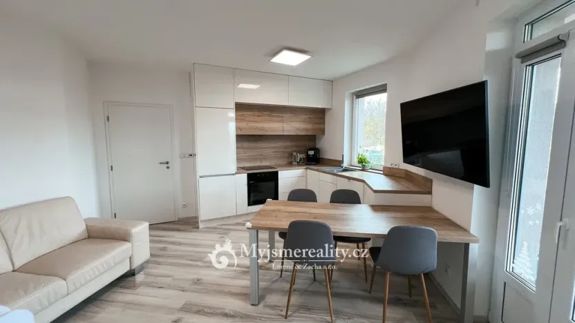 Pronájem bytu 3+kk, Znojmo, Vančurova, 56 m2