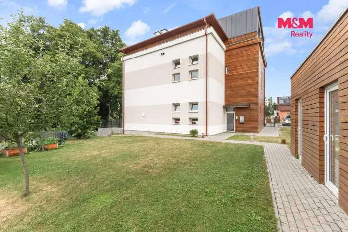 Prodej bytu 4+kk, Křížkový Újezdec - Čenětice, 158 m2