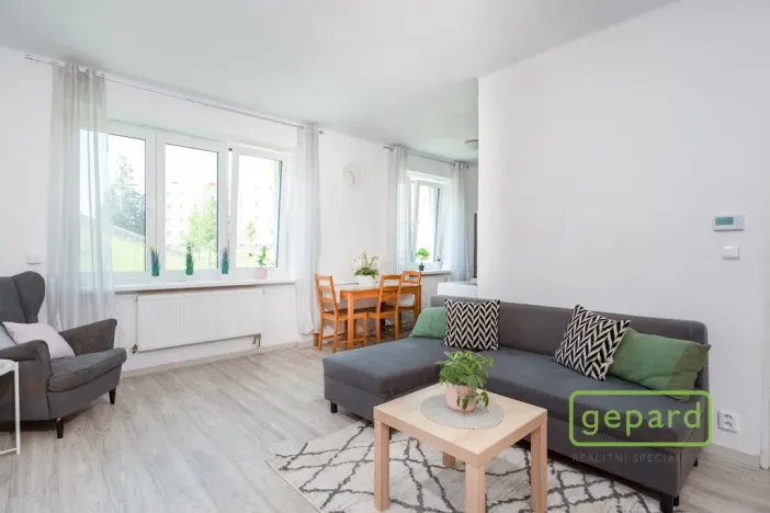 Prodej bytu 2+kk, Mníšek pod Brdy, Jana Šťastného, 53 m2
