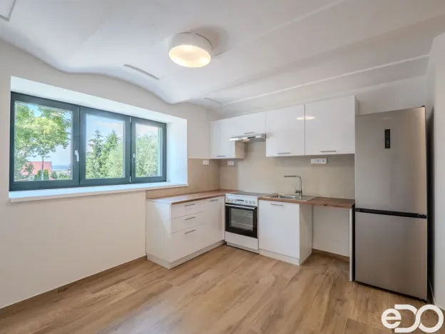 Pronájem bytu 3+kk, Máslojedy, 70 m2
