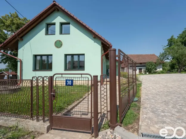 Pronájem bytu 3+kk, Máslojedy, 70 m2