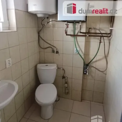 Pronájem bytu 2+1, Děčín - Děčín VII-Chrochvice, Vilsnická, 70 m2