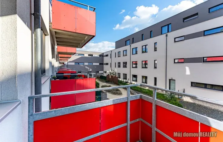 Pronájem bytu 1+kk, Praha - Hostavice, U Hostavického potoka, 32 m2