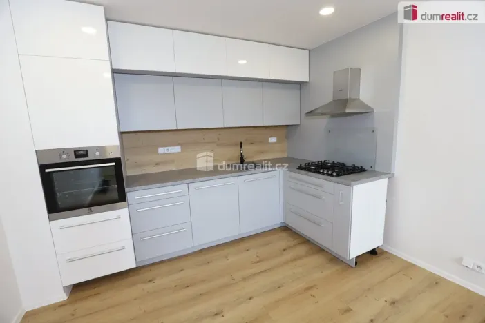 Prodej bytu 3+kk, Praha - Modřany, Hasova, 65 m2