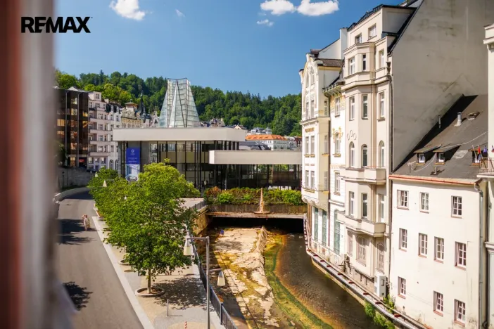 Prodej bytu 3+1, Karlovy Vary, Vřídelní, 104 m2