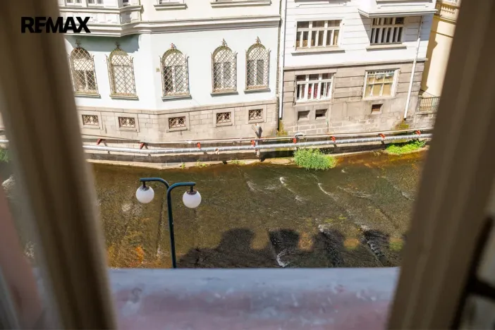 Prodej bytu 3+1, Karlovy Vary, Vřídelní, 104 m2