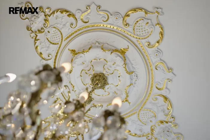 Prodej bytu 3+1, Karlovy Vary, Vřídelní, 104 m2