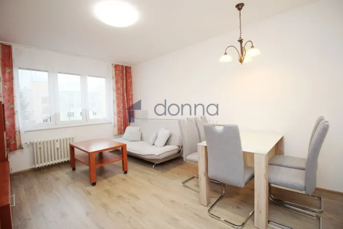 Pronájem bytu 2+1, Praha, Přesličková, 56 m2