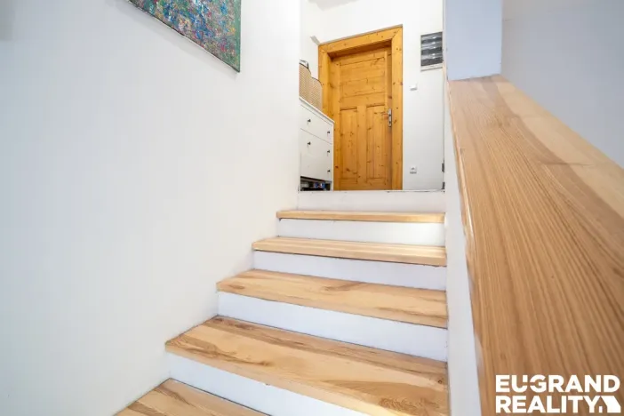 Prodej bytu 4+1, Černošice, Komenského, 97 m2
