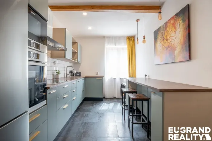 Prodej bytu 4+1, Černošice, Komenského, 97 m2
