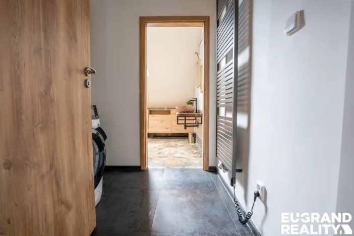Prodej bytu 4+1, Černošice, Komenského, 97 m2