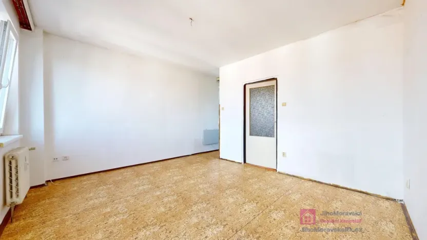 Prodej bytu 1+kk, Břeclav - Poštorná, Nádražní, 32 m2