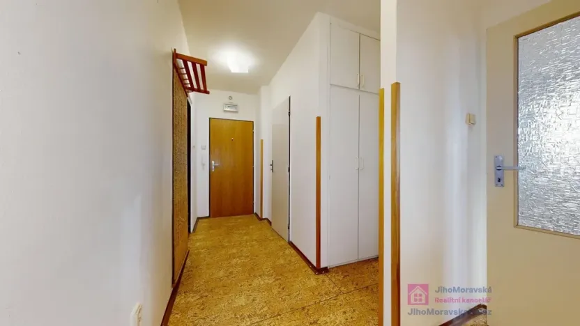 Prodej bytu 1+kk, Břeclav - Poštorná, Nádražní, 32 m2