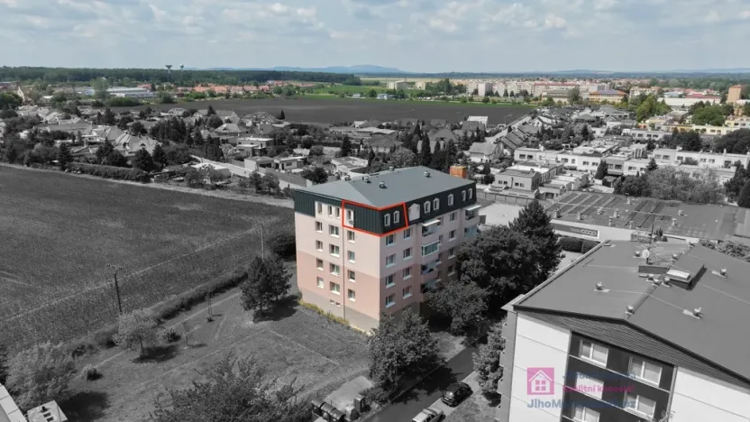 Prodej bytu 1+kk, Břeclav - Poštorná, Nádražní, 32 m2