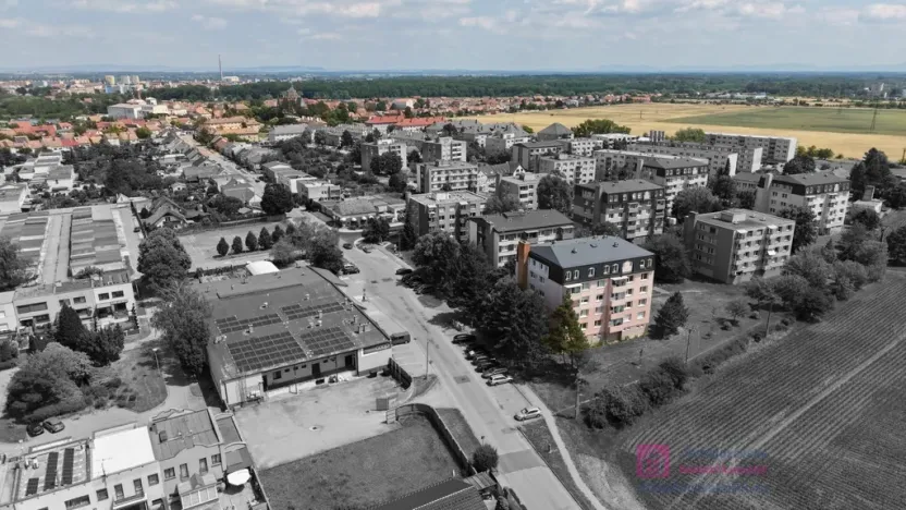 Prodej bytu 1+kk, Břeclav - Poštorná, Nádražní, 32 m2
